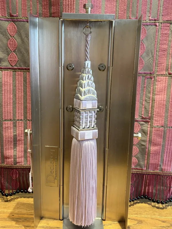 Embrasse inspirée du Chrysler Building réalisée par Jérôme Declercq.